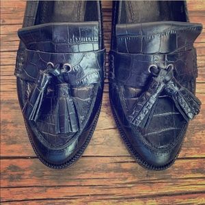 Black oxford style flats